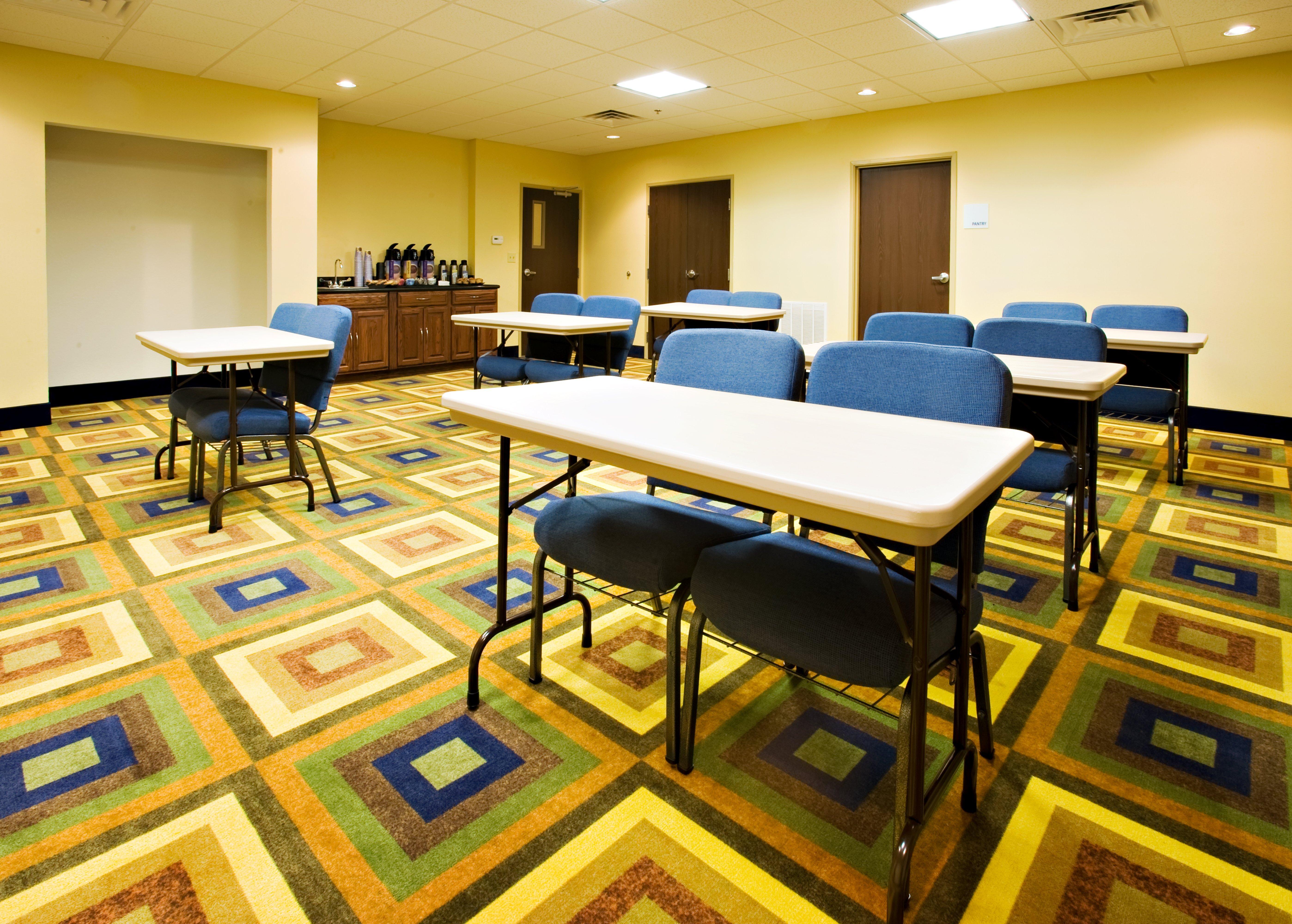 Holiday Inn Express Childress By Ihg Exterior foto